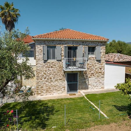 Messinian Stone House Villa Exteriör bild