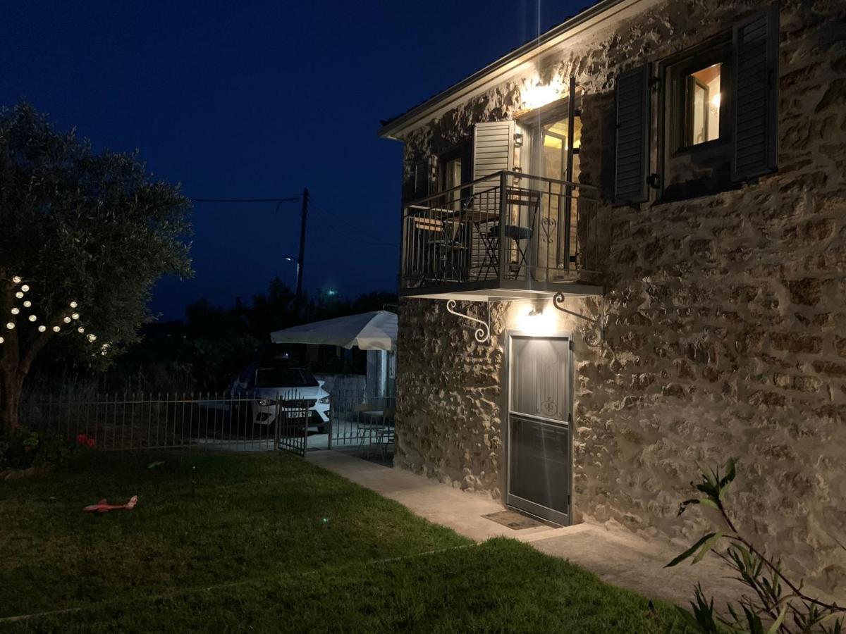 Messinian Stone House Villa Exteriör bild